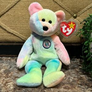 Vintage 1999 Ty Birthday Bear beanie baby
